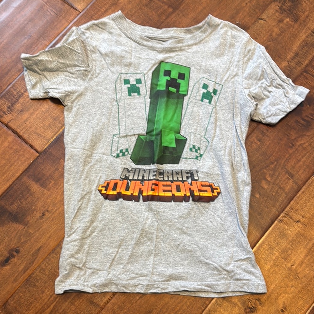 Dungeons Kids Gray T-Shirt